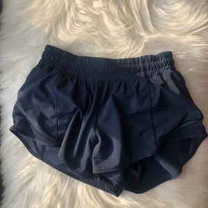 Lululemon Hotty Hot Short 2.5 Inch